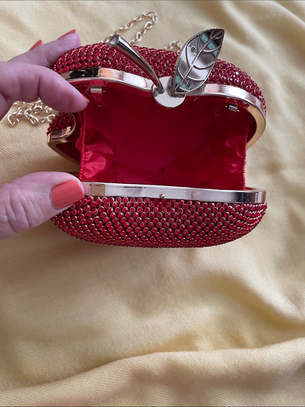 Red Apple Crystal Clutch Bag - Women Bags - Picture 2 of 3